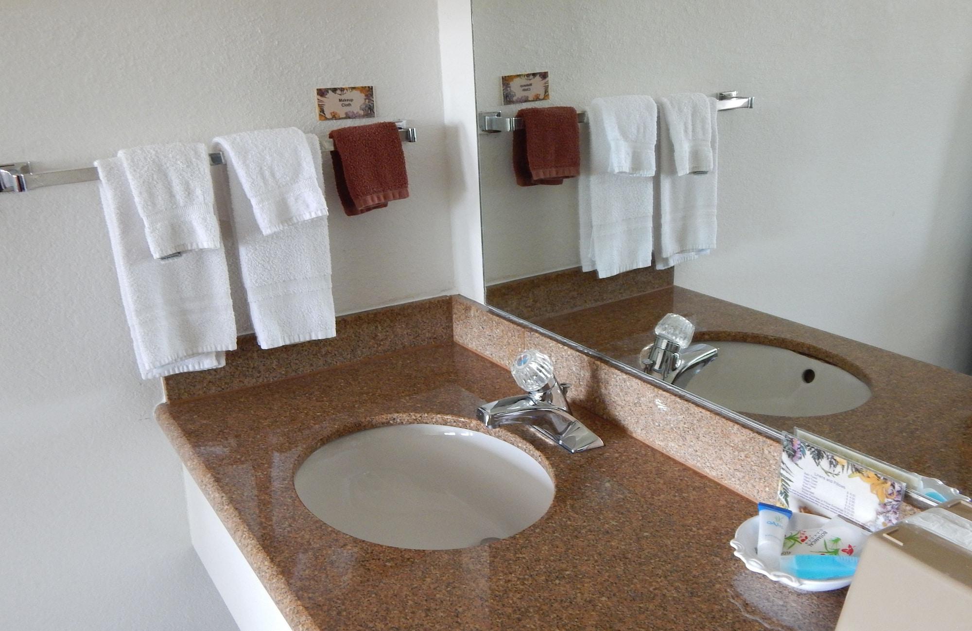 Carriage House Inn Бренсон Екстер'єр фото